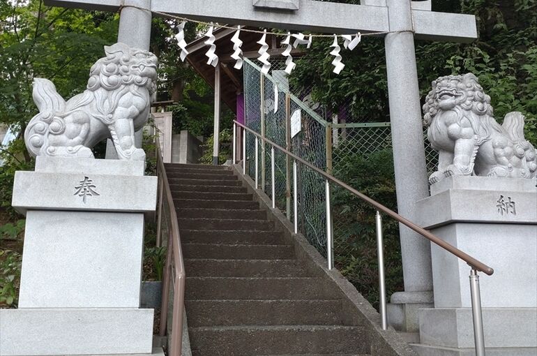 瀧神社